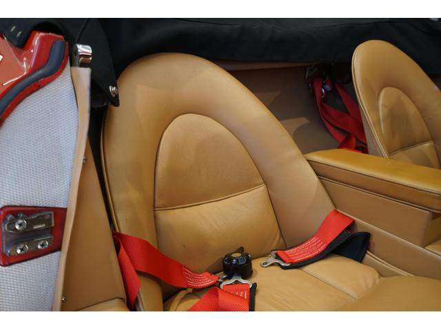 Ｅタイプ ロードスター　ＤＨＣ　３．８Ｌ　ｓｅｒｉｅｓ１　左ハンドル　４輪ディスクブレ－キ　ＭＹ１９６４　ＥＴＣ　４速ＭＴ（13枚目）