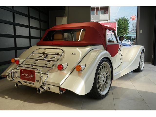 モーガンその他 プラスシックス ピナクル 世界限定30台 ワンオ-ナ- ディ-ラ-車 フォ-ンソフトグレインレザ- キャメルタンシ-ト ヒ-テッドシ-ト イ-ジ-アップフードマル-ンモヘア ブラックメッシュグリルペイント フ-ドカバ- ラゲ-ジラックパック(6枚目)