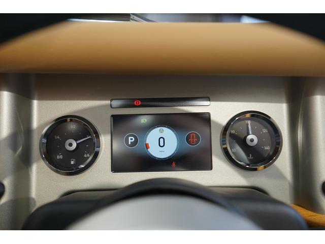 モーガンその他 プラスシックス ピナクル 世界限定30台 ワンオ-ナ- ディ-ラ-車 フォ-ンソフトグレインレザ- キャメルタンシ-ト ヒ-テッドシ-ト イ-ジ-アップフードマル-ンモヘア ブラックメッシュグリルペイント フ-ドカバ- ラゲ-ジラックパック(11枚目)