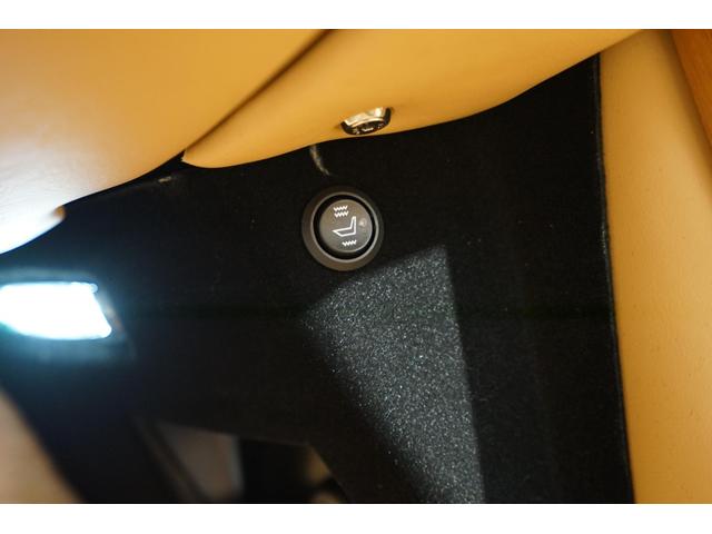 モーガンその他 プラスシックス ピナクル 世界限定30台 ワンオ-ナ- ディ-ラ-車 フォ-ンソフトグレインレザ- キャメルタンシ-ト ヒ-テッドシ-ト イ-ジ-アップフードマル-ンモヘア ブラックメッシュグリルペイント フ-ドカバ- ラゲ-ジラックパック(25枚目)