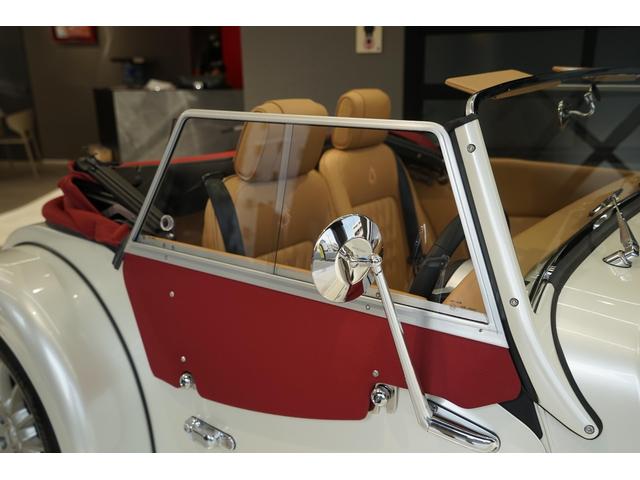 モーガンその他 プラスシックス ピナクル 世界限定30台 ワンオ-ナ- ディ-ラ-車 フォ-ンソフトグレインレザ- キャメルタンシ-ト ヒ-テッドシ-ト イ-ジ-アップフードマル-ンモヘア ブラックメッシュグリルペイント フ-ドカバ- ラゲ-ジラックパック(30枚目)