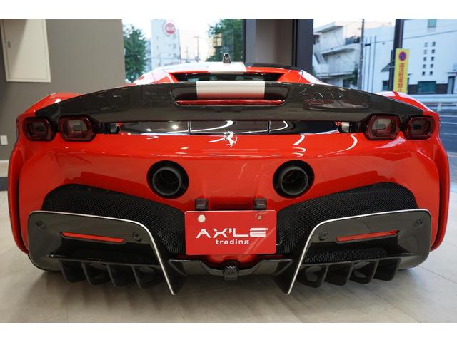 ＳＦ９０ストラダーレ アセットフィオラノ　　Ｆ１　ＤＣＴ　Ｅ４ＷＤ　Ｄ車　カ－ボンホイ－ル　フルカ－ボン　カ－ボンフロントスポイラ－／サイドエアインテ－ク／リアディフュ－ザ－／サイドシル／ドライバ－ゾ－ン／インストメンツカバ－／ドアパネル／センタ－トンネル／レ－シングシ－ト（41枚目）