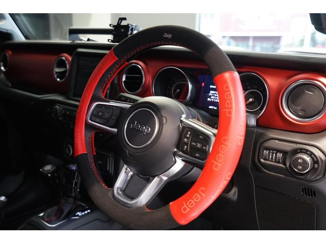 ジープ・ラングラーアンリミテッド ルビコン 4WD D車 JEPPESENコンプリ 電動サイドステップ フロントバンパー/リヤバンパー タクティカルエキゾーストマフラー(11枚目)