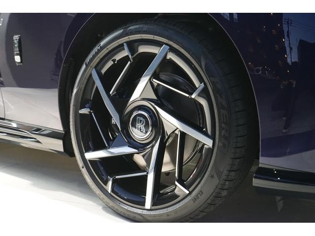 スペクター ベースグレード　左Ｈ　Ｄ車　１オナ　ビスポークインテリア　ＯＰ１１００　スタ－ライトドア／ル－フ　イルミネ－テッドフェイシア　ビスポ－クオ－ディオ　エクステンデットパイピング　カラ－ステッチ　ビスポ－ククロック　前後（5枚目）