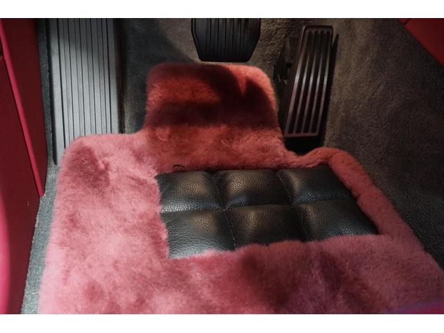 スペクター ベースグレード　左Ｈ　Ｄ車　１オナ　ビスポークインテリア　ＯＰ１１００　スタ－ライトドア／ル－フ　イルミネ－テッドフェイシア　ビスポ－クオ－ディオ　エクステンデットパイピング　カラ－ステッチ　ビスポ－ククロック　前後（13枚目）