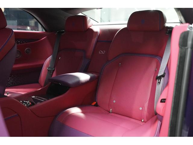 スペクター ベースグレード　左Ｈ　Ｄ車　１オナ　ビスポークインテリア　ＯＰ１１００　スタ－ライトドア／ル－フ　イルミネ－テッドフェイシア　ビスポ－クオ－ディオ　エクステンデットパイピング　カラ－ステッチ　ビスポ－ククロック　前後（26枚目）