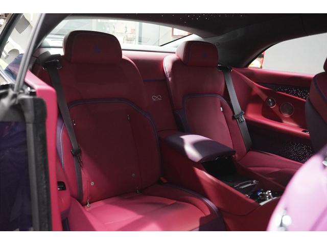 スペクター ベースグレード　左Ｈ　Ｄ車　１オナ　ビスポークインテリア　ＯＰ１１００　スタ－ライトドア／ル－フ　イルミネ－テッドフェイシア　ビスポ－クオ－ディオ　エクステンデットパイピング　カラ－ステッチ　ビスポ－ククロック　前後（30枚目）