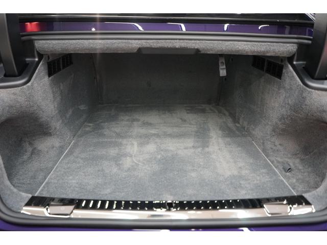 スペクター ベースグレード　左Ｈ　Ｄ車　１オナ　ビスポークインテリア　ＯＰ１１００　スタ－ライトドア／ル－フ　イルミネ－テッドフェイシア　ビスポ－クオ－ディオ　エクステンデットパイピング　カラ－ステッチ　ビスポ－ククロック　前後（34枚目）