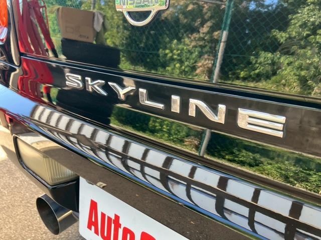 スカイライン ２５ＧＴターボ　純正５速　インジェクタ新品交換済　ＲＡＹＳ　ＴＥ３７　１８ｉｎＡＷ　社外フロアマット　ＫＹＢ　ＮｅｗＳＲショック　ショックタワー補修済　ＨＫＳターボタイマー　ＮＩＳＭＯマフラー　純正リアスポイラー（34枚目）