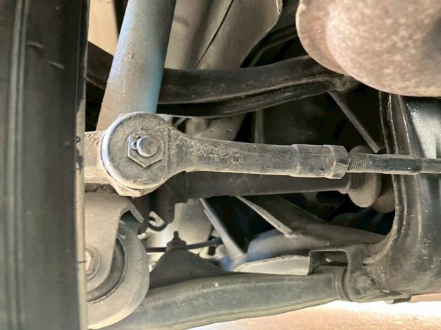 スカイライン ２５ＧＴターボ　純正５速　インジェクタ新品交換済　ＲＡＹＳ　ＴＥ３７　１８ｉｎＡＷ　社外フロアマット　ＫＹＢ　ＮｅｗＳＲショック　ショックタワー補修済　ＨＫＳターボタイマー　ＮＩＳＭＯマフラー　純正リアスポイラー（42枚目）