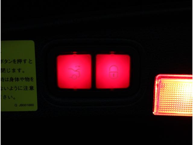 Ｃクラス Ｃ４３　４マチッククーペ　黒革　パナメリカ－ナグリル　レーダーセーフ　ナビ　フルセグＴＶ　Ｂカメラ　ＨＵＤ　ＰＴＳ　Ｂｕｒｍｅｓｔｅｒ　エアバランスＰＫＧ　ＡＣＣ　ＬＥＤヘッドライト　ＡＭＧ１９ＡＷ　前後ドラレコ　弊社買取直販（9枚目）