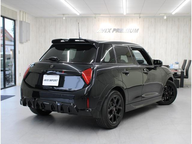 MINI クーパーS ジョン・クーパー・ワークス・トリム JCWトリム Mパッケ-ジ 禁煙1オ-ナ- 黒半革 ナビ 全方位カメラ Dアシスト コンフォートアクセス ACC HUD ハーマンカードン マッサージ JCW17インチAW 新車保証継承(2枚目)