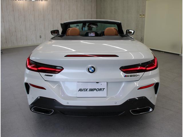 8シリーズ M850i xDriveカブリオレ 黒幌 茶革 シートヒータ- ベンチレーション Bowers&Wilkins Dアシストプロ ACC HUD PDC ナビ TV 360°カメラ BMWレーザーライト 純正20インチAW(6枚目)