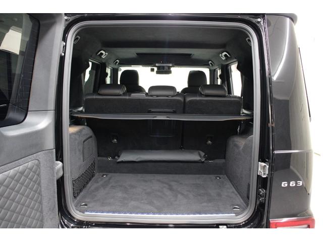 ゆったり積めるトランクスペース！！