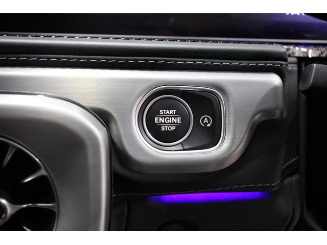 キーをポケットに入れたまま、エンジンスタート／ストップが出来て便利なキーレススタート！