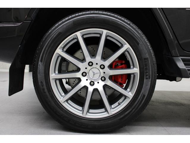 ＜機能装備＞●マルチファンクションスポーツステアリング（パドルシフト付）●電動チルト＆テレスコピックステアリング●イージーエントリー［ステアリング］●クルーズコントロール＆可変スピードリミッター