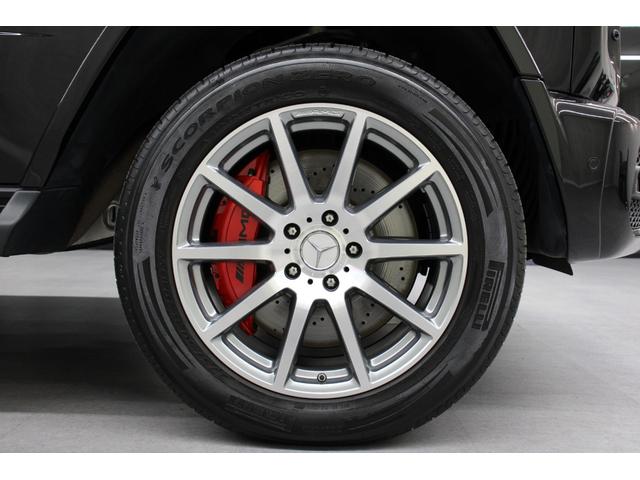 ●電動調整・可倒式ヒーテッド・ドアミラー（ウインカー・足元照明内蔵）●リバースポジション機能付ドアミラー［助手席側］●自動防眩ルームミラー＆ドアミラー［運転席側］