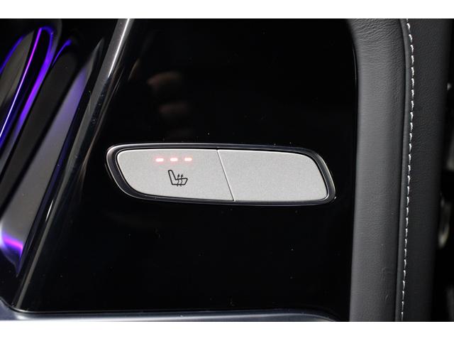 ＜空調＞●３ゾーンクライメートコントロール（前席左右・後席独立調整）●マイクロエアフィルター＆チャコールフィルター