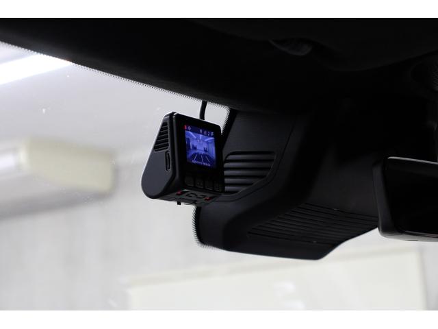 ＜オーディオ／ビジュアル＆コミュニケーション＞●ＣＯＭＡＮＤシステム　１２．３インチワイドディスプレイ　ＣＯＭＡＮＤコントローラー　タッチパッド　タッチコントロールボタン