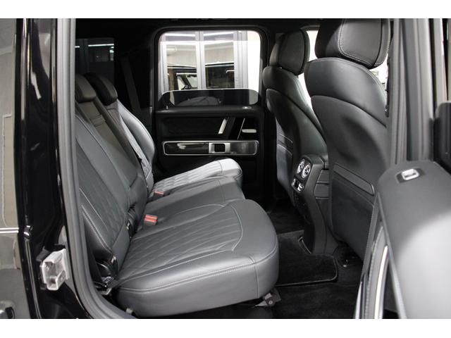 ●ＡＭＧパフォーマンスエグゾーストシステム●ナッパレザー●ＡＭＧパフォーマンスステアリング（ナッパレザー）●ｄｅｓｉｇｎｏブラックルーフライナー（レザーＤＩＮＡＭＩＣＡ）