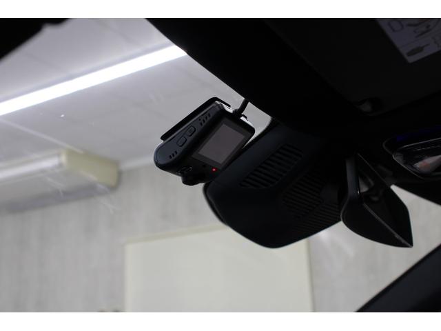 Cクラス C63 S E パフォーマンス AMGパフォ-マンスPKG パノラマSR 黒革 ベンチレーション ARナビ TV 360°カメラ HUD PTS Burmester パワートランク AMG20AW 新車保証継承 1オ-ナ-(47枚目)