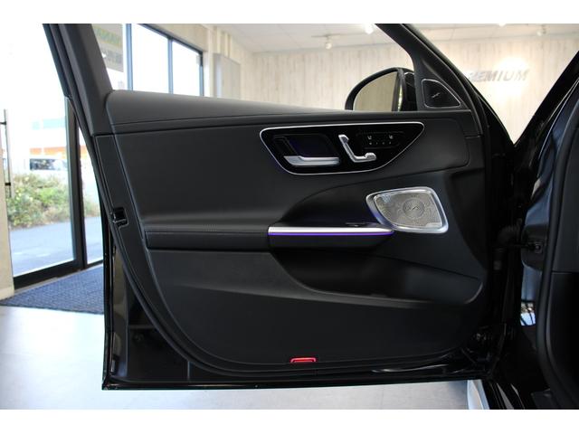 Cクラス C63 S E パフォーマンス AMGパフォ-マンスPKG パノラマSR 黒革 ベンチレーション ARナビ TV 360°カメラ HUD PTS Burmester パワートランク AMG20AW 新車保証継承 1オ-ナ-(52枚目)
