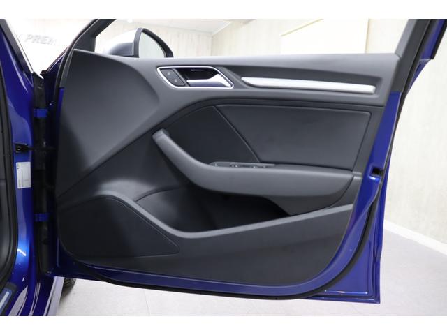 Ｓ３ スポーツバック　黒半革　コンビニエンスＰＫＧ　ＬＥＤライトＰＫＧ　ＭＭＩナビ　ＴＶ　Ｂカメラ　ＡＣＣ　パドルシフト　アドバンストキー　ＰＡＳ　ＬＥＤヘッドライト　純正１８インチＡＷ　禁煙（43枚目）