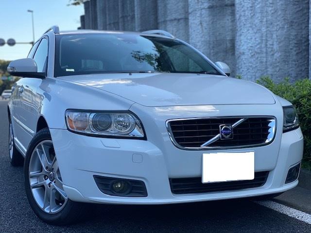 Ｖ５０ Ｔ５　ＳＥ　ＡＷＤ　禁煙車　ブラックフルレザーシート　ナビ　ＴＶ　４ＷＤ　ターボ（4枚目）