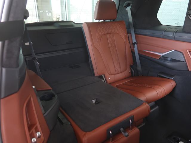 Ｘ７ ｘＤｒｉｖｅ　３５ｄ　Ｍスポーツ　ＷＡＬＤフルエアロ　パノラマサンルーフ　２２インチＡＷ　６人乗り　５ゾーンＡＣ　エグゼクティブドライブプロ　レーザーライト　クリスタルノブ　ブラウンメリノレザー　アルカンタラルーフ　クリーンディーゼル（36枚目）