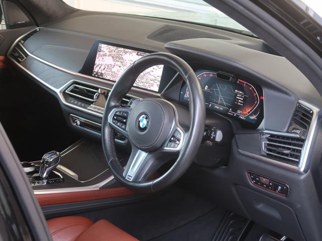 Ｘ７ ｘＤｒｉｖｅ　３５ｄ　Ｍスポーツ　ＷＡＬＤフルエアロ　パノラマサンルーフ　２２インチＡＷ　６人乗り　５ゾーンＡＣ　エグゼクティブドライブプロ　レーザーライト　クリスタルノブ　ブラウンメリノレザー　アルカンタラルーフ　クリーンディーゼル（52枚目）