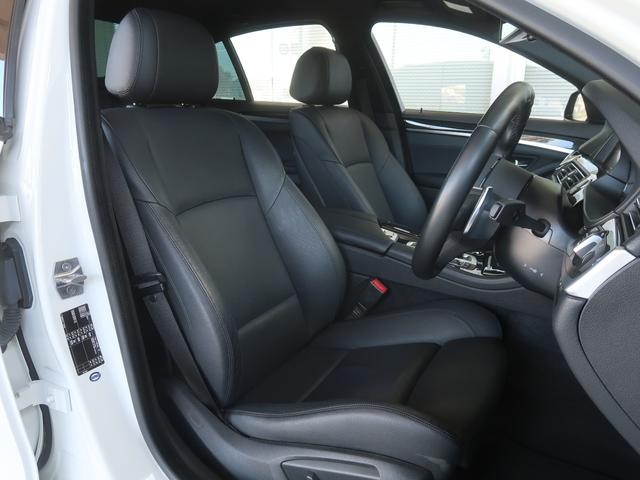 �U�E�s�[�N�ɂ̓_�R�^���U�[�V�[�g����������܂��B�������h���C�r���O�̉��f�ł��A��������Ɛg�̂��T�|�[�g���Ă����l�X�|�[�c��p�X�|�[�c�V�[�g����������܂��B