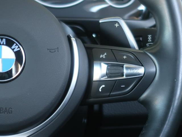 �X�e�A�����O������������Ɩ����A���삪�\�ȁA�}���`�t�@���N�V�����E�X�C�b�`�𑕔����Ă��܂��B�E���̓I�[�f�B�I����X�C�b�`����������܂��B