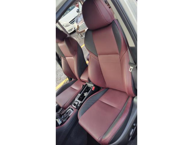 レヴォーグ ２．０ＳＴＩスポーツアイサイト　ＳＴＩスポイラー　レザー内装　スタッドレス＋ＡＷ付（12枚目）