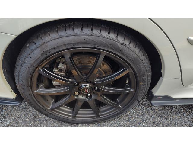 レヴォーグ ２．０ＳＴＩスポーツアイサイト　ＳＴＩスポイラー　レザー内装　スタッドレス＋ＡＷ付（19枚目）