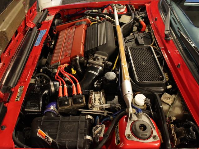 デルタ ＨＦインテグラーレ　エボルツィオーネＩＩ　左ハンドル　５速ＭＴ車　ベージュアルカンタラシート　純正１７ＡＷ　ステンレスマフラー（28枚目）