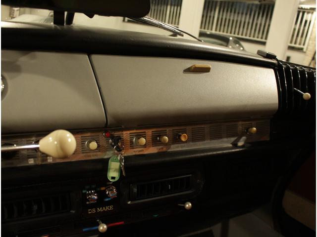 シトロエンその他 　左ハンドル　コラムＭＴ車　ファブリックシート（17枚目）