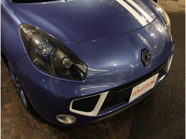 ウインド ゴルディーニ　ディーラー車　左ハンドル　５速ＭＴ車　ブルー×ブラックレザーシー　純正１７ＡＷ　電動トップ（24枚目）