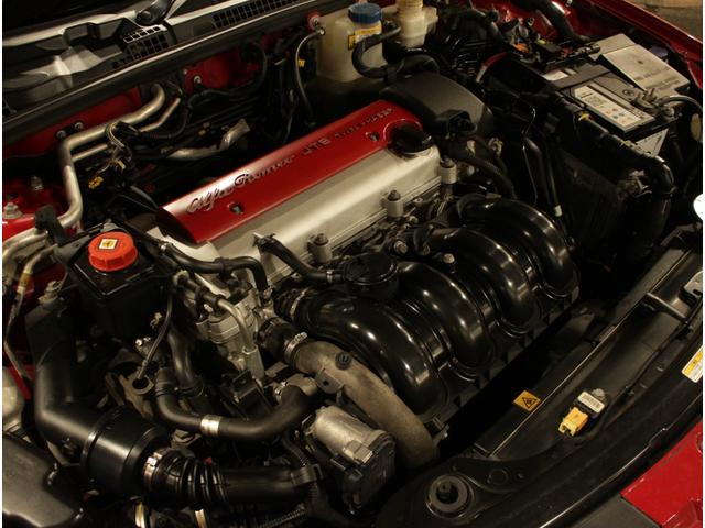 アルファブレラ 2.2 JTS セレスピード ディーラー車 右ハンドル 6速セミAT車 ブラック×グレーレザーシート 純正18AW(16枚目)