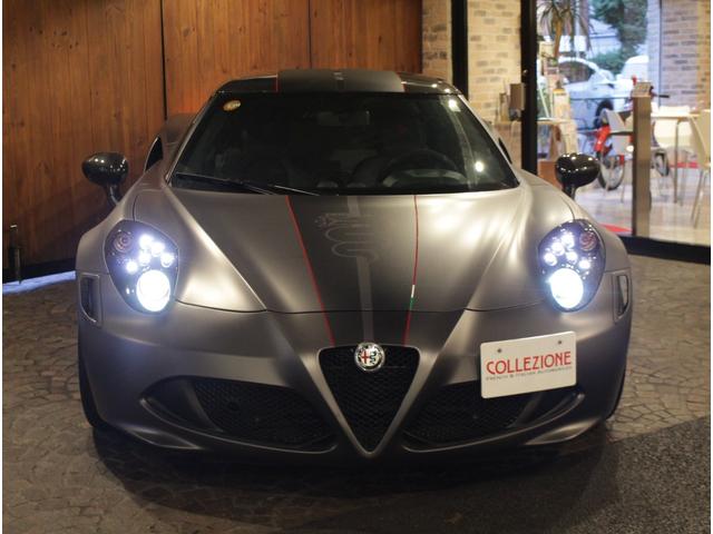 4C コンペティツィオーネ ディーラー車 左ハンドル 6速AT車 レザー&アルカンタラシート 純正18ー19AW 専用フロントバンパー カーボンルーフパネル&リアスポイラー シリアルナンバー付 25台限定車(2枚目)