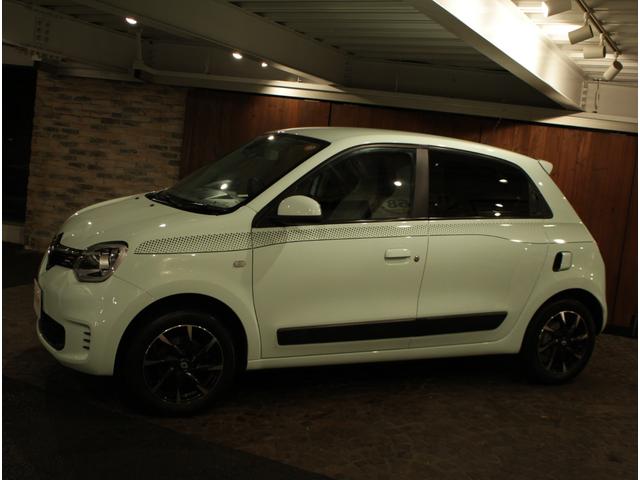 トゥインゴ S ディーラー車 1オーナー車 右ハンドル 5速MT車 ファブリックシート 社外15AW(7枚目)