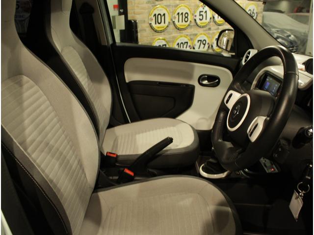 トゥインゴ S ディーラー車 1オーナー車 右ハンドル 5速MT車 ファブリックシート 社外15AW(14枚目)