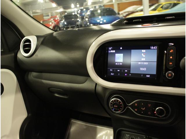 トゥインゴ S ディーラー車 1オーナー車 右ハンドル 5速MT車 ファブリックシート 社外15AW(16枚目)