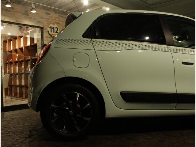 トゥインゴ S ディーラー車 1オーナー車 右ハンドル 5速MT車 ファブリックシート 社外15AW(23枚目)