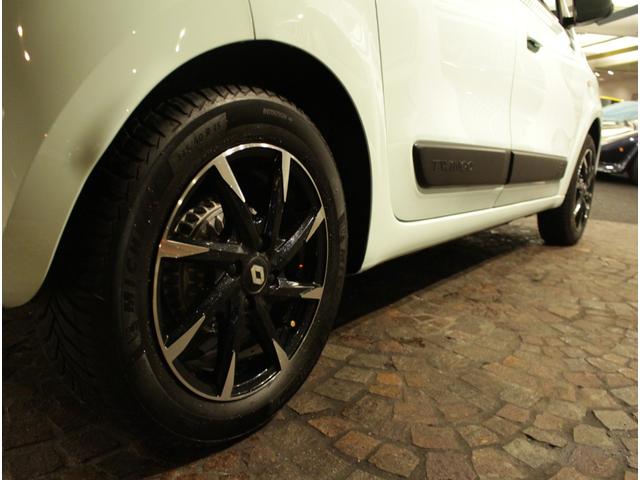 トゥインゴ S ディーラー車 1オーナー車 右ハンドル 5速MT車 ファブリックシート 社外15AW(25枚目)