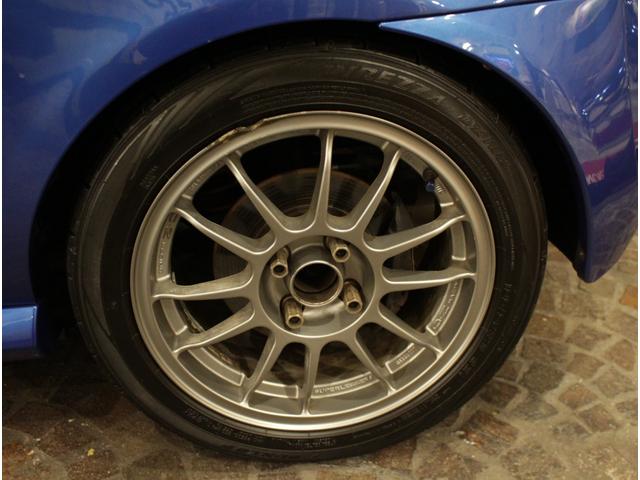 クリオ RS2.0 16V Jean Ragnotti 左ハンドル 5速MT車 ファブリックシート 社外AW オプションエアコン付き 限定300台(33枚目)