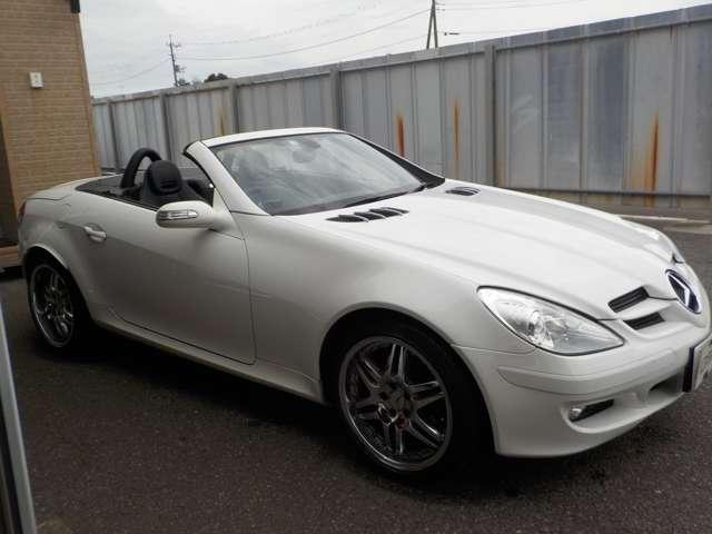 ＳＬＫ ＳＬＫ２８０　ＥＴＣ　革シート　アルミホイール　シートヒーター　キーレスエントリー　パワーシート　横滑り防止装置　禁煙車　エアバッグ　エアコン　パワーステアリング　パワーウィンドウ　ＣＤ　ＡＢＳ（9枚目）