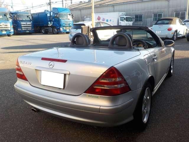 メルセデスベンツ　　SLK230   1996  黒シート メルセデスベンツSLK230 1996 黒シート