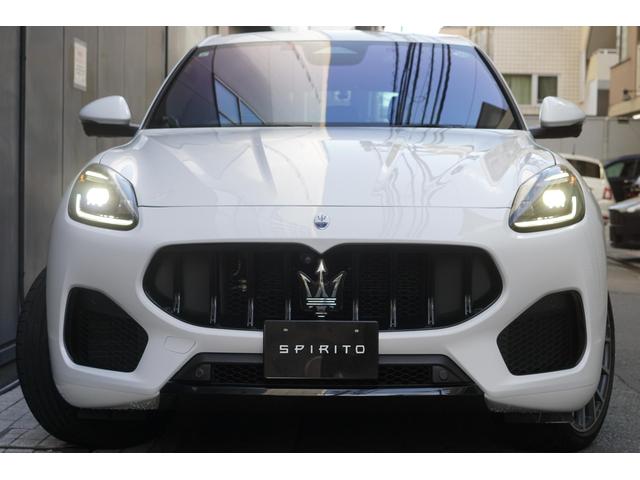 グレカーレ モデナ　４ＷＤ　ベンチレーション　ＯＰ２１インチ　ステアリングヒーター（3枚目）