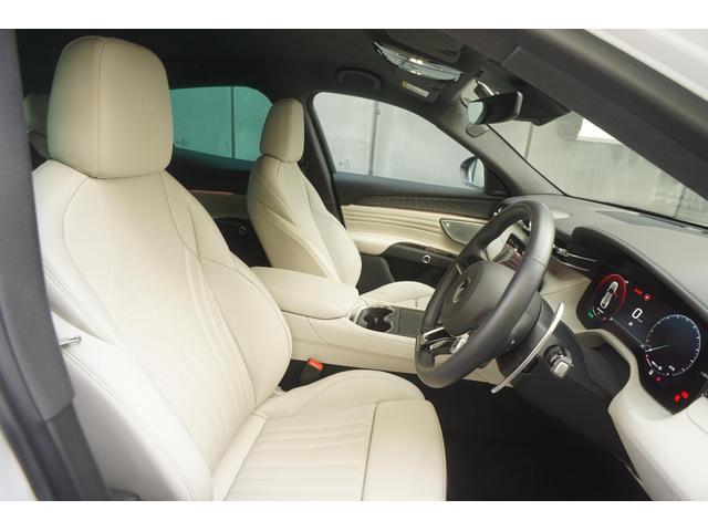 グレカーレ モデナ　４ＷＤ　ベンチレーション　ＯＰ２１インチ　ステアリングヒーター（17枚目）