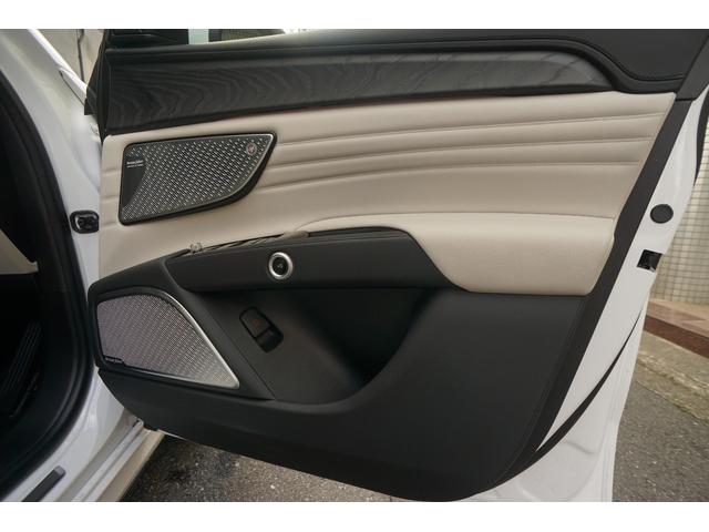 グレカーレ モデナ　４ＷＤ　ベンチレーション　ＯＰ２１インチ　ステアリングヒーター（21枚目）